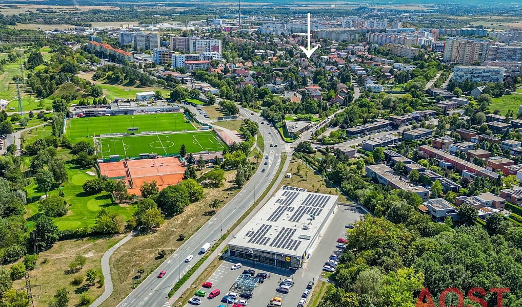 Prodej stavebního pozemku 406 m², Praha – náhled fotky 5