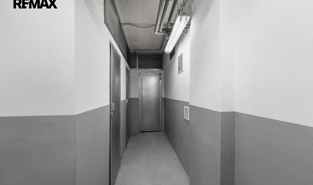 Prodej bytu 3+kk 80 m², Praha – náhled fotky 40