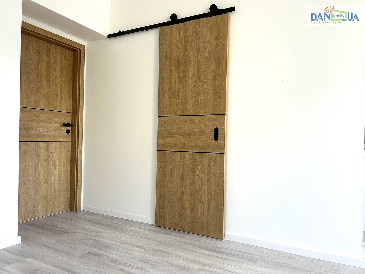 Pronájem bytu 2+kk 45 m² – fotografie 3