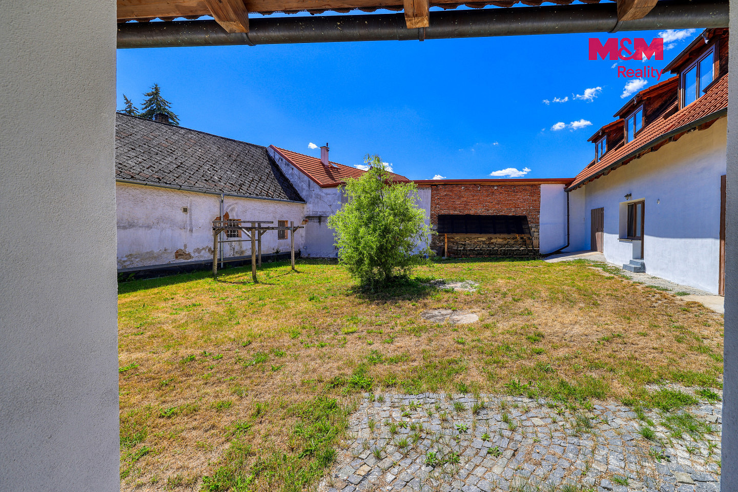 Prodej domu 260 m² s pozemkem 846 m² – pohled 6
