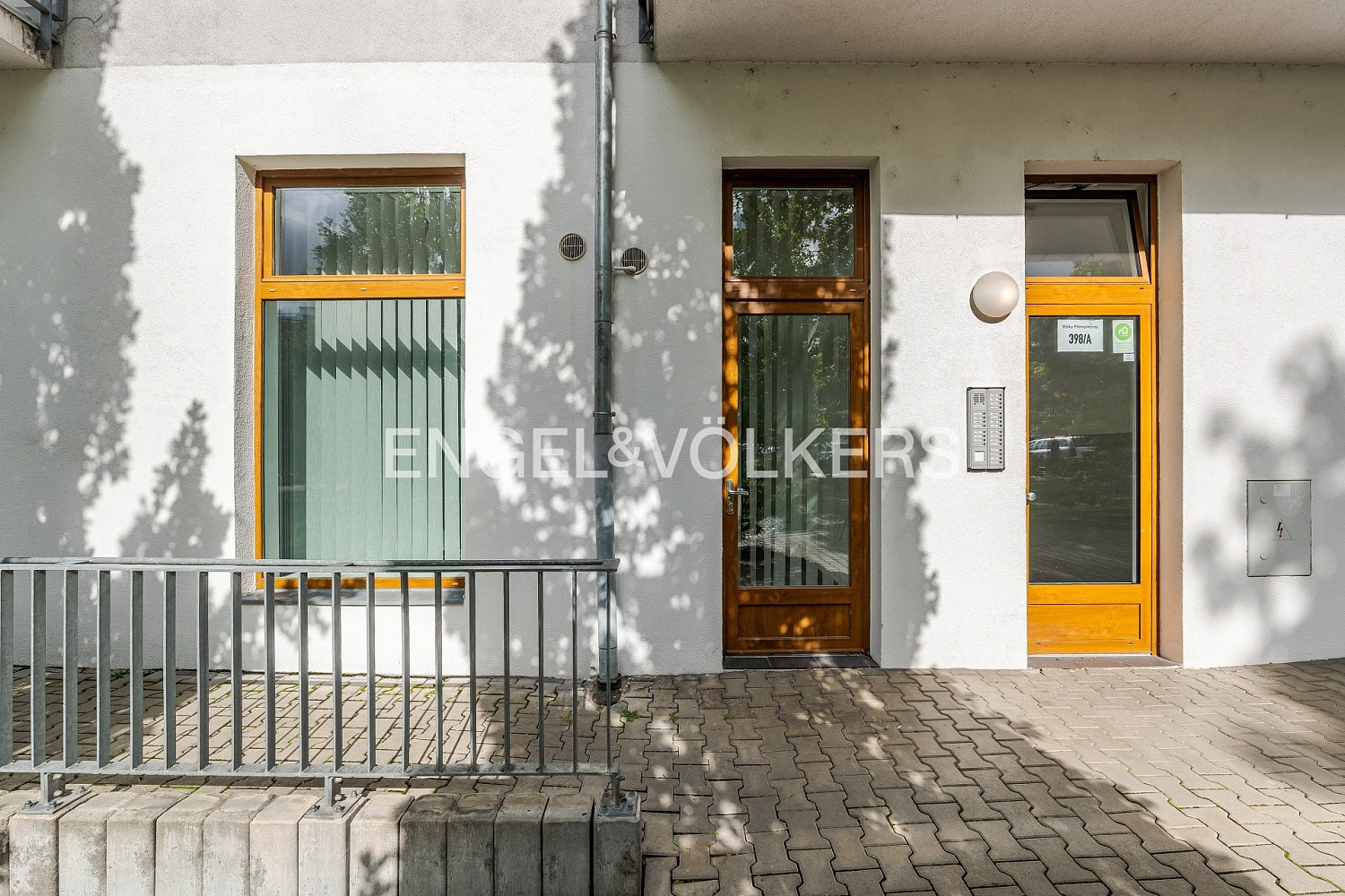 Pronájem obchodních prostor 45 m²