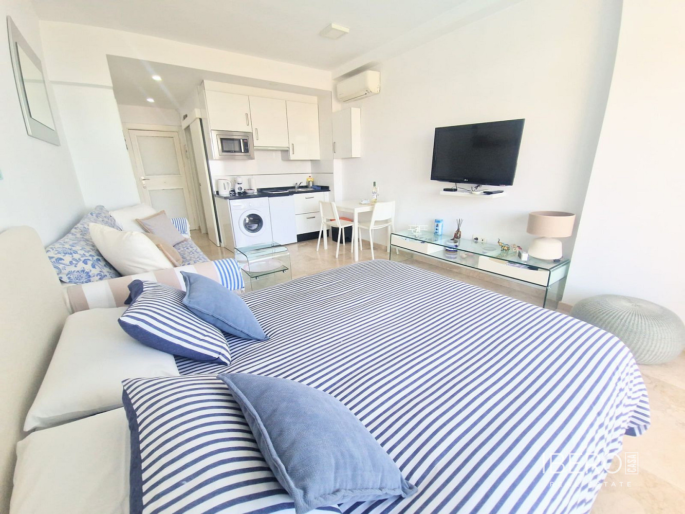 Prodej bytu 2+kk 42 m² - Widok 2