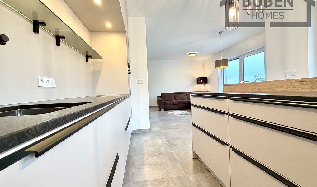 Prodej domu 117 m² s pozemkem 1 103 m², Rozvadov – náhled fotky 23