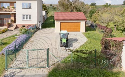 Prodej stavebního pozemku 2 331 m², Těmice, okres Hodonín