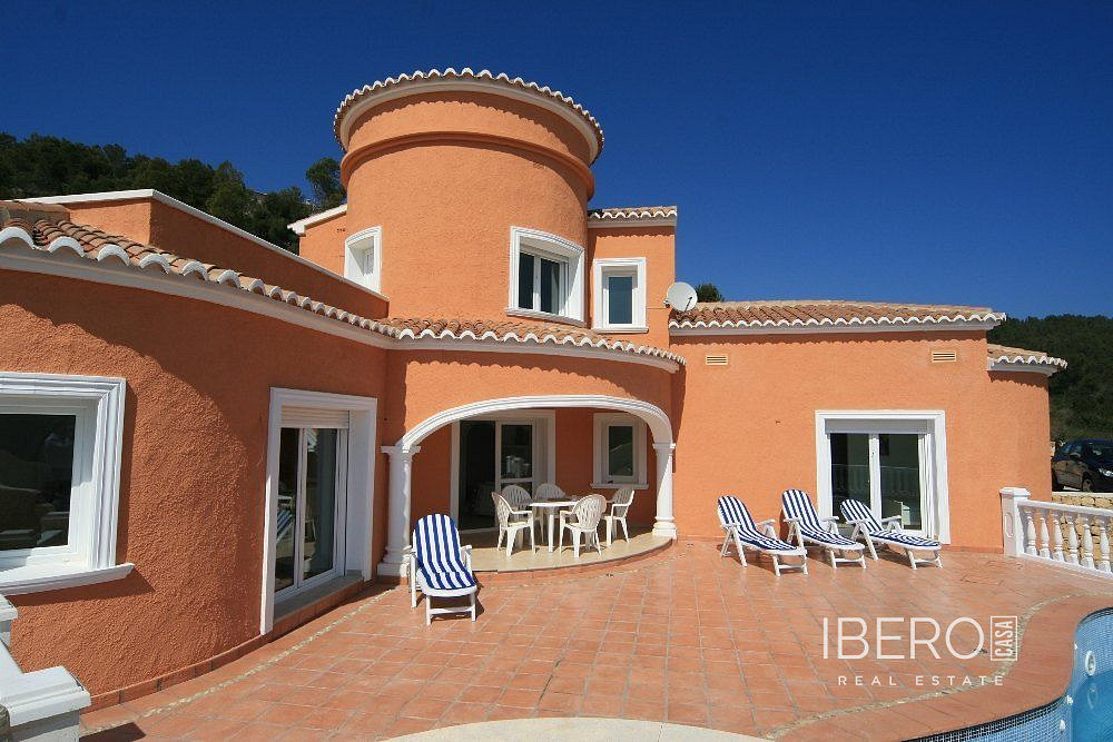 Prodej domu 152 m² s pozemkem 1 000 m² — photo 2