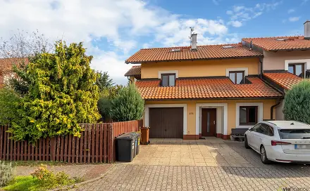 Pronájem domu 208 m² s pozemkem 491 m², Krátká, Srch, okres Pardubice