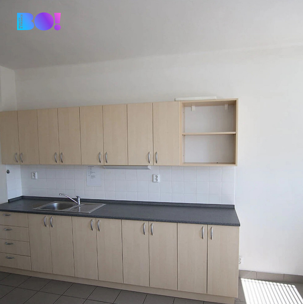 Pronájem kanceláře 1 202 m² – fotografie 4