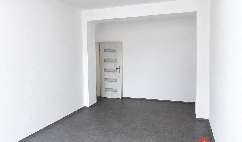 Prodej bytu 2+1 52 m², Jirkov – náhled fotky 2