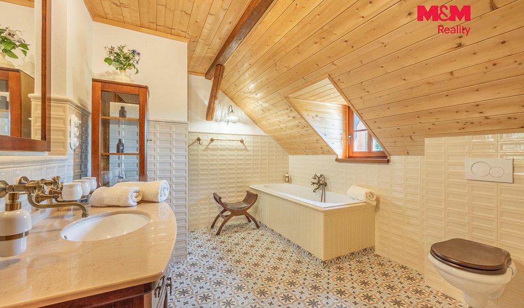 Prodej domu 223 m² s pozemkem 3 224 m², Červená Voda – náhled fotky 6