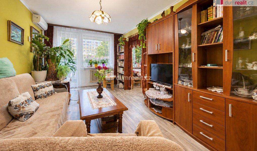 Prodej bytu 3+1 71 m², Neratovice – náhled fotky 2