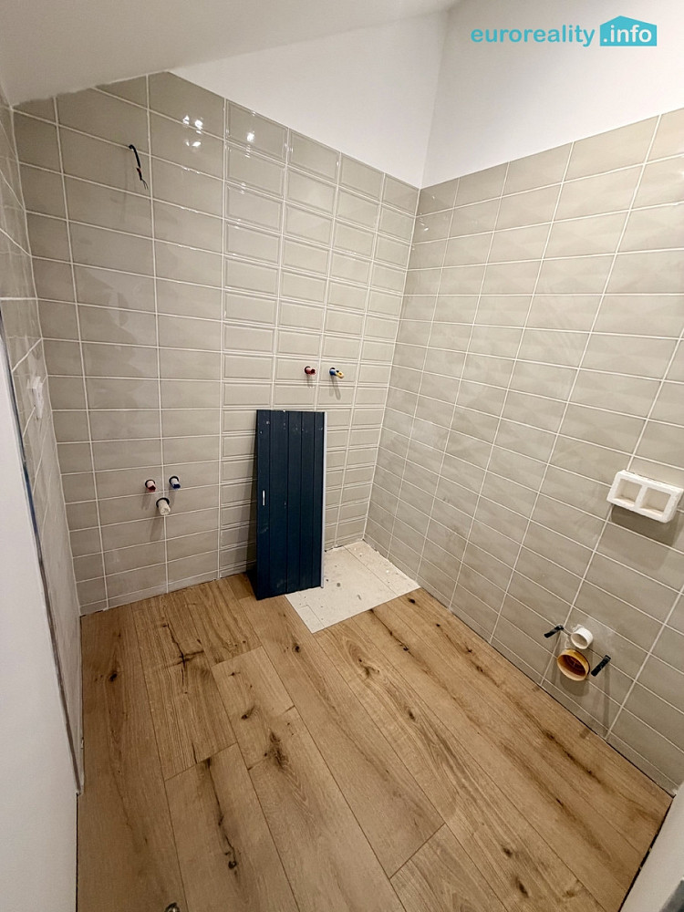 Prodej bytu 1+kk 32 m² – pohled 6