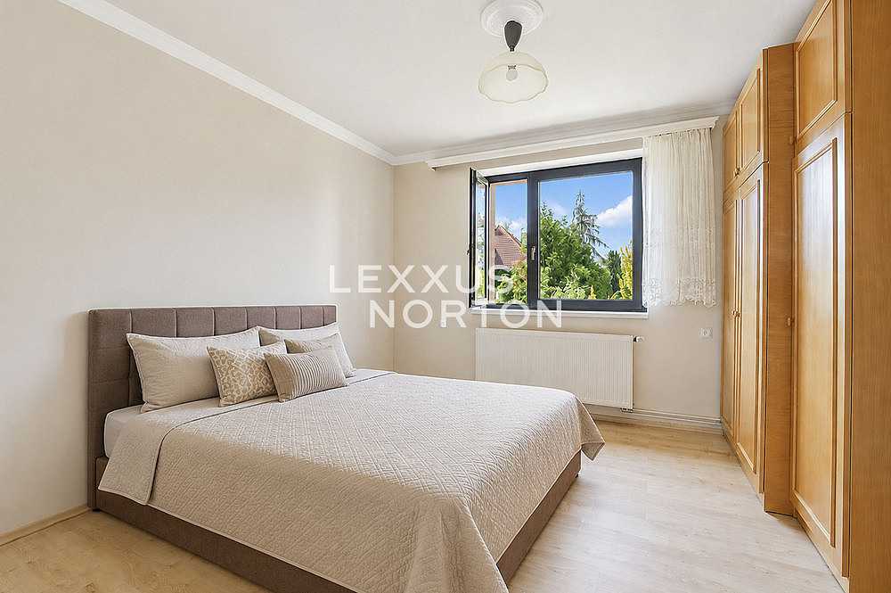 Pronájem domu 480 m² s pozemkem 483 m² — photo 5