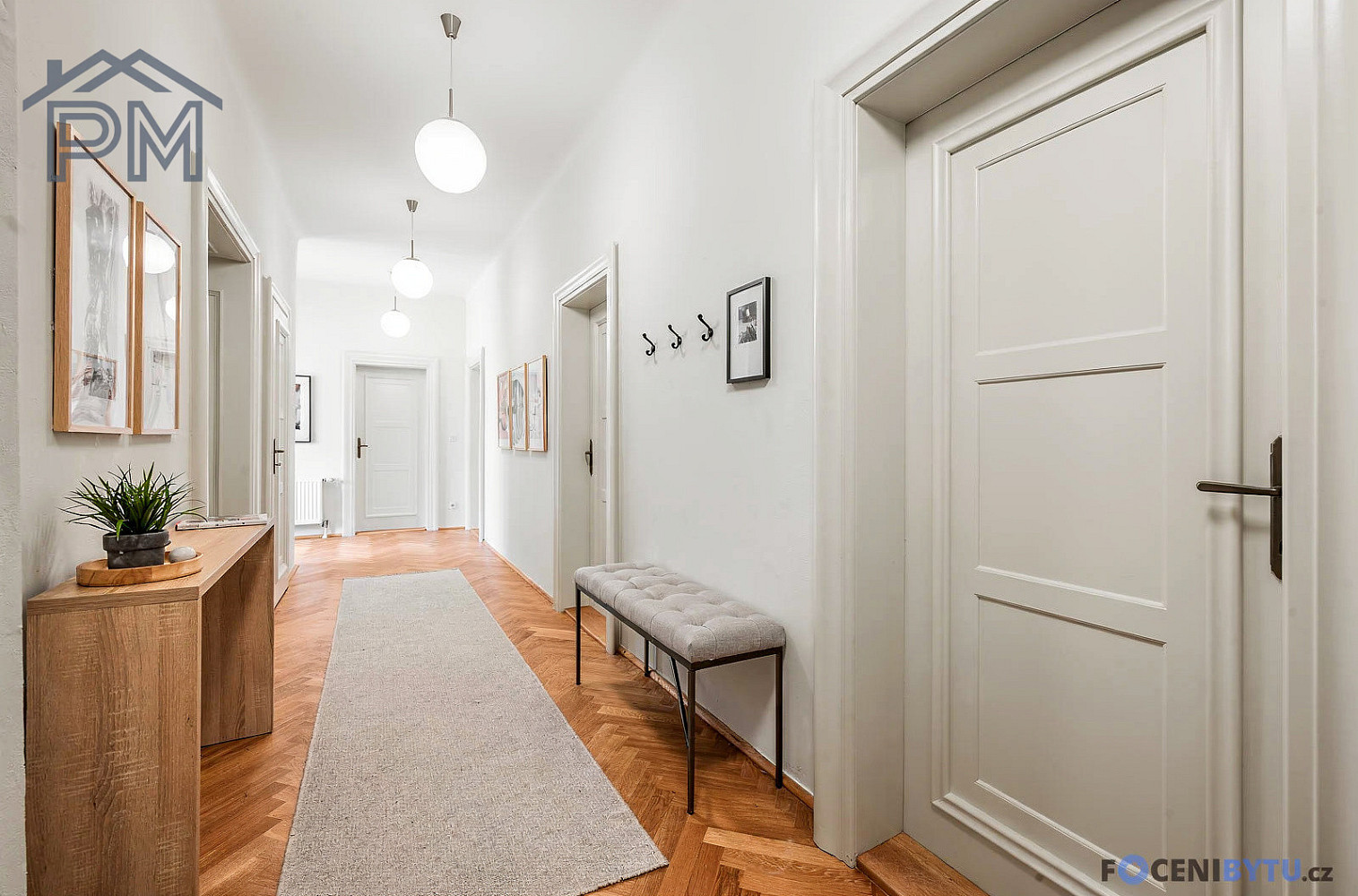 Pronájem bytu 4+1 125 m² — photo 2