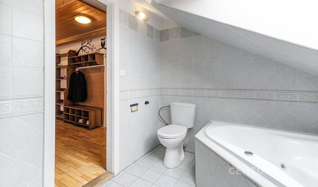 Prodej bytu 2+1 87 m², Praha – náhled fotky 21