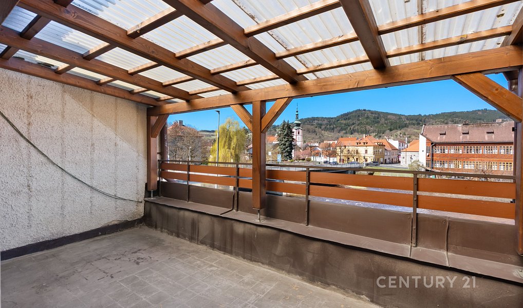 Prodej domu 285 m² s pozemkem 136 m², Sušice – náhled fotky 19