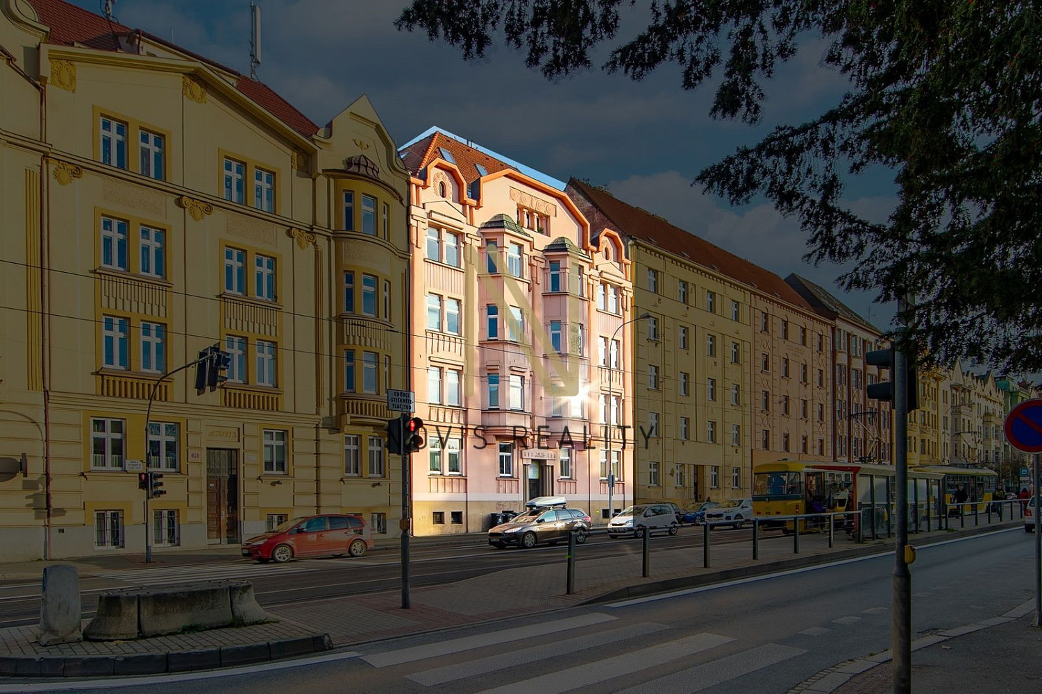 Pronájem bytu 2+kk 74 m² – fotografie 4