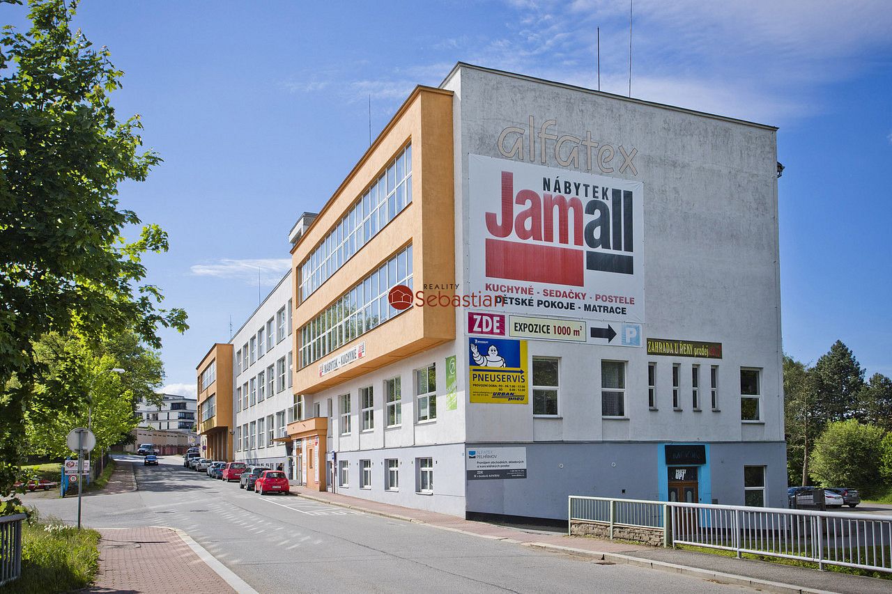 Pronájem obchodních prostor 1 000 m²