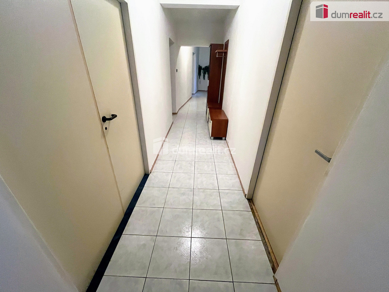 Pronájem obchodních prostor 71 m² – fotografie 4