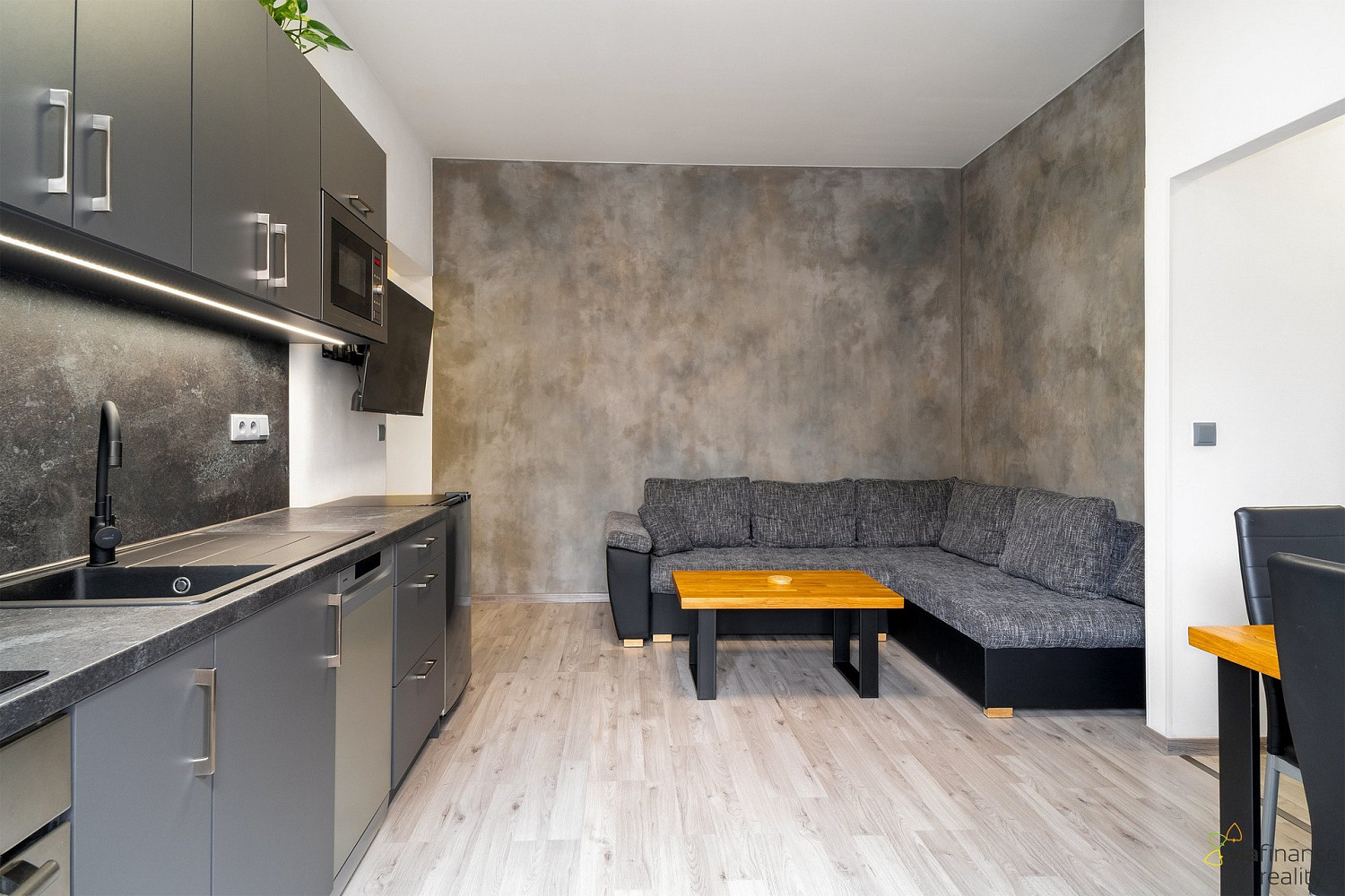 Prodej bytu 2+kk 43 m² – fotografie 2