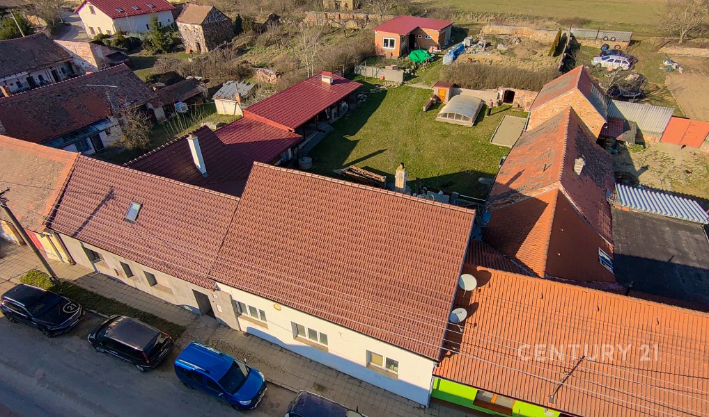Prodej domu 310 m² s pozemkem 1 492 m², Kubšice – náhled fotky 28