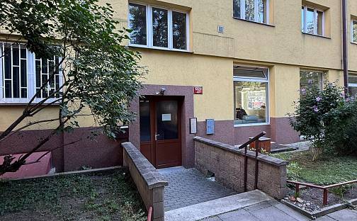 Pronájem bytu 1+kk 35 m², Sokolovská, Praha 9 - Libeň