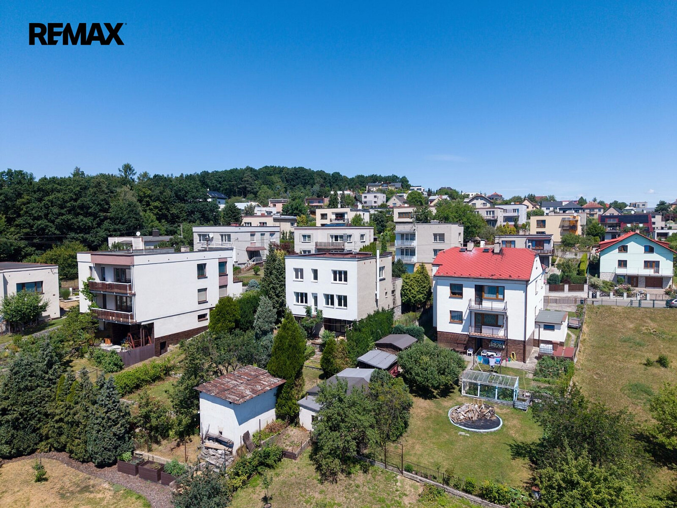Prodej domu 223 m² s pozemkem 662 m² – fotografie 2