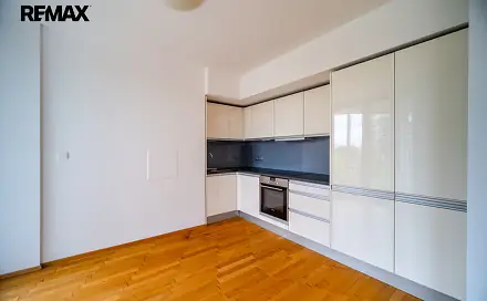 Pronájem bytu 1+kk 44 m²