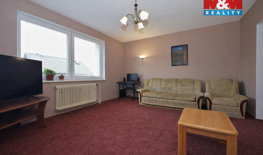 Prodej domu 250 m² s pozemkem 978 m², Stáj – náhled fotky 5