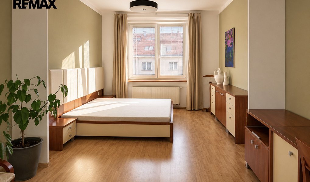 Pronájem bytu 2+kk 78 m², Praha – náhled fotky 9