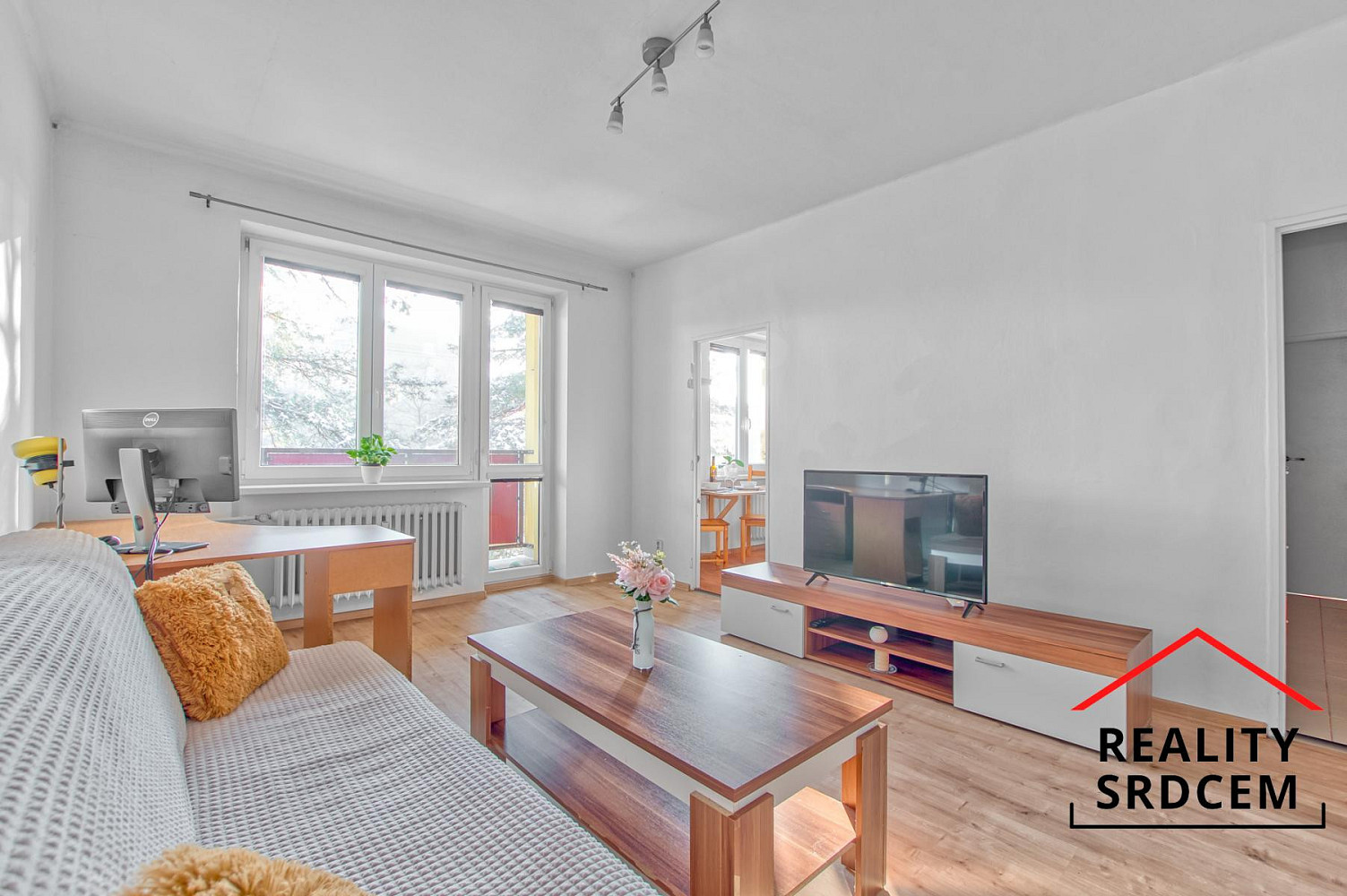 Pronájem bytu 2+1 52 m² – fotografie 2