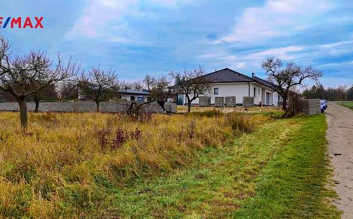 Prodej stavebního pozemku 3 055 m², Podivín, okres Břeclav