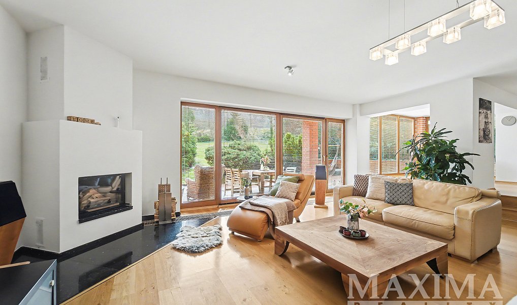 Prodej domu 400 m² s pozemkem 1 508 m², Praha – náhled fotky 2