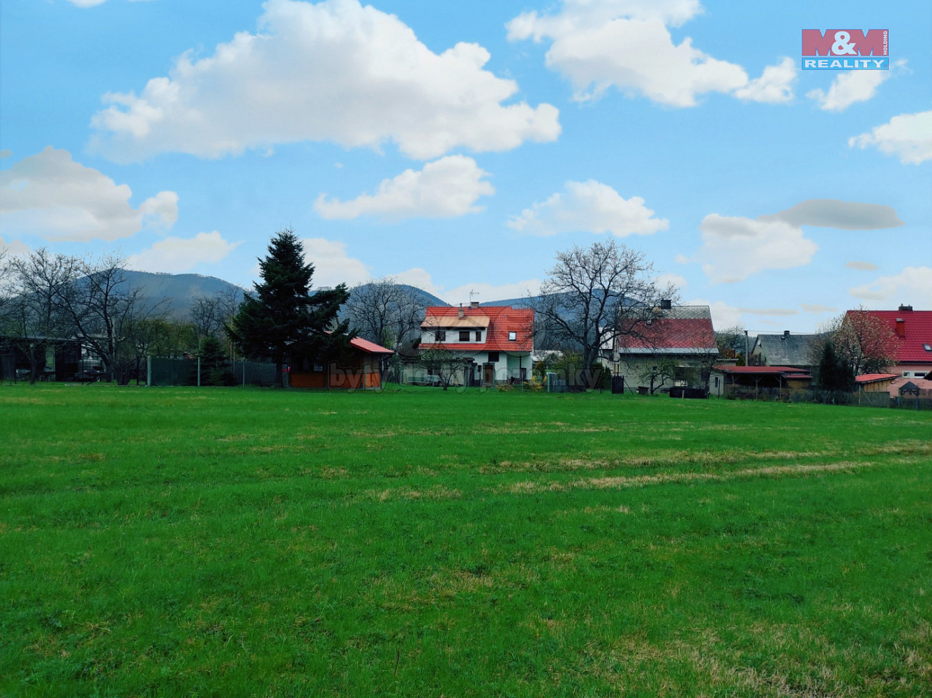 Prodej stavebního pozemku 1 388 m²