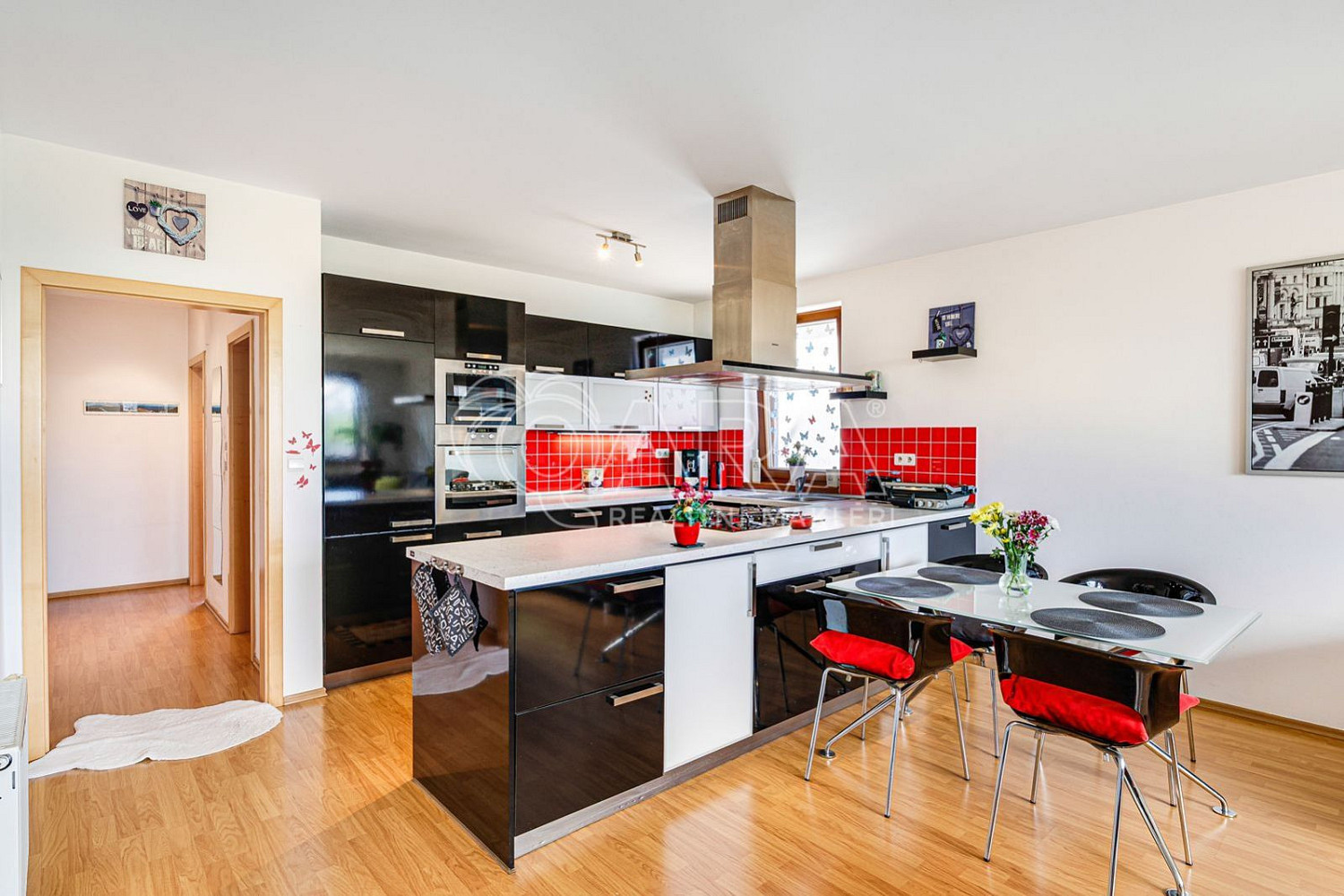 Prodej domu 174 m² s pozemkem 275 m² – fotografie 4