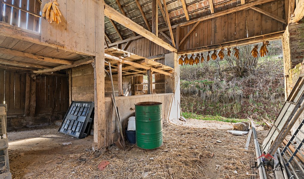 Prodej domu 190 m² s pozemkem 1 966 m², Mírová pod Kozákovem – náhled fotky 12