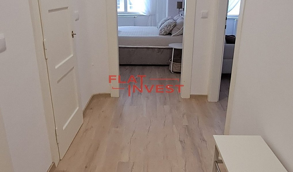 Pronájem bytu 2+kk 60 m², Praha – náhled fotky 8