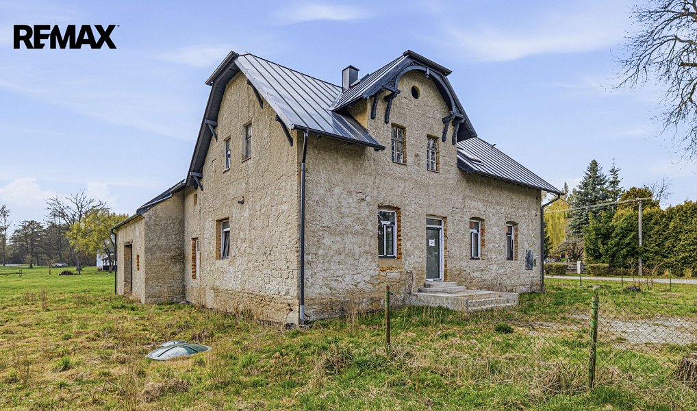 Prodej domu 280 m² s pozemkem 1 036 m², Bor – náhled fotky 2