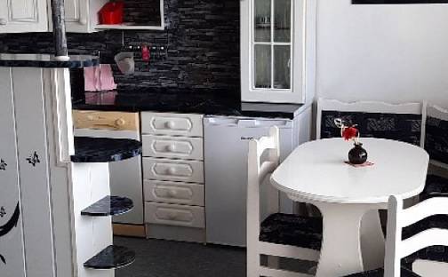 Pronájem bytu 1+kk 45 m², Malešovská, Brno