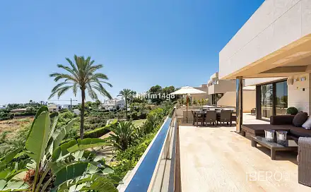 Prodej bytu 3+kk 250 m², Nueva Andalucía, Španělsko