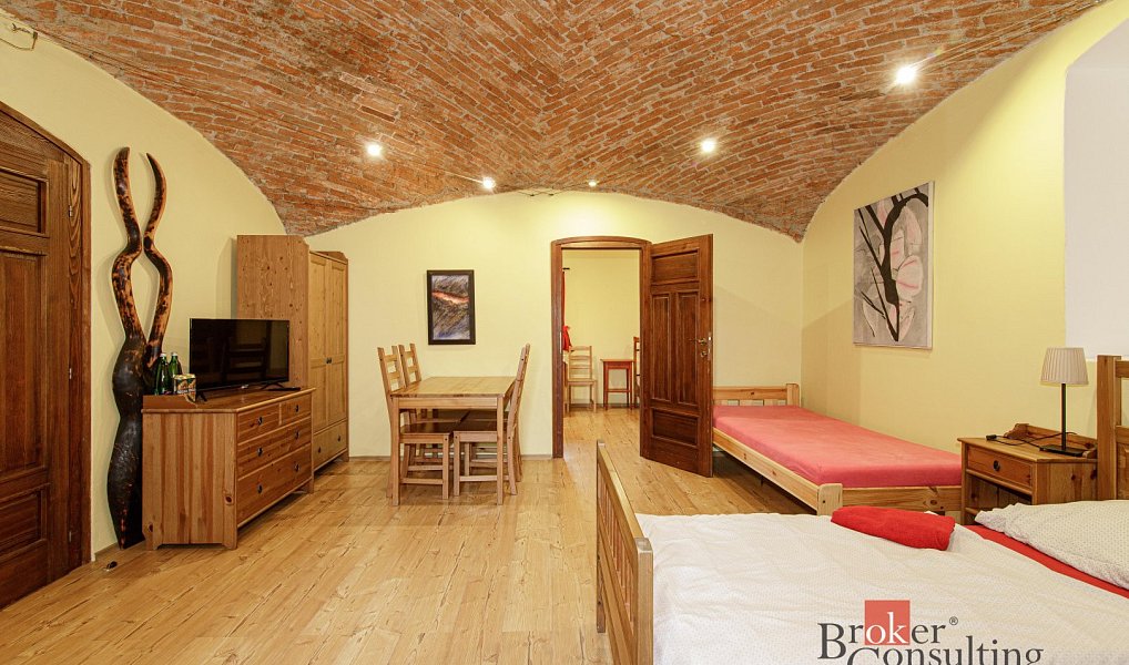 Prodej komerčního objektu (jiného typu) 2 151 m², Žabeň – náhled fotky 11