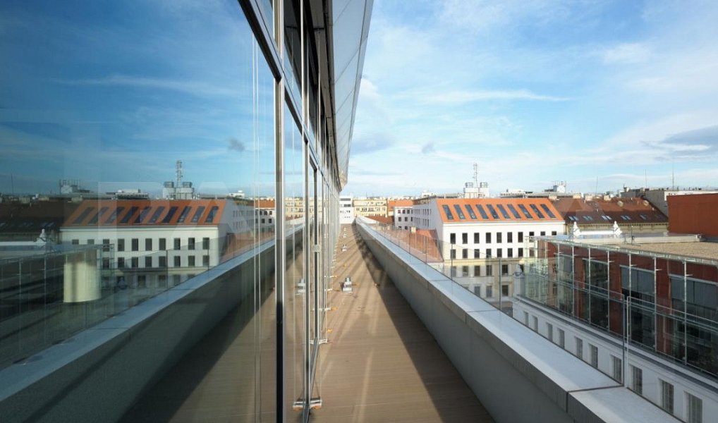 Pronájem kanceláře 384 m², Praha – náhled fotky 10