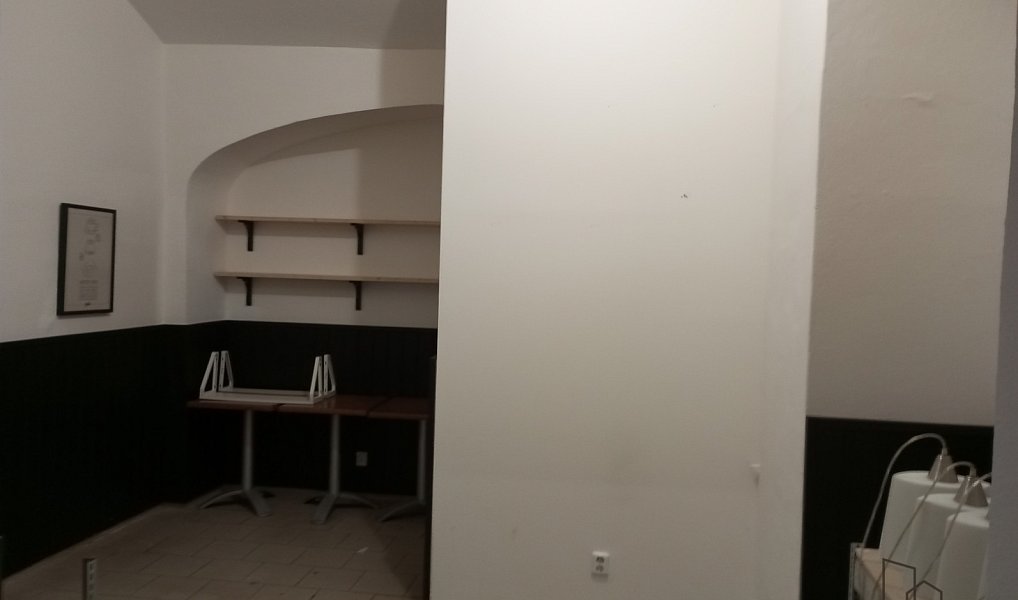 Pronájem obchodních prostor 115 m², Slaný – náhled fotky 3