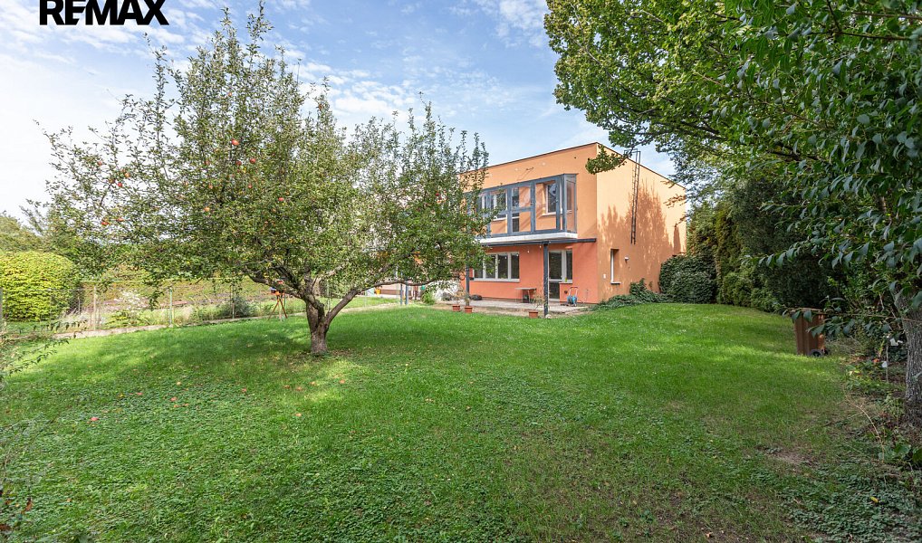 Pronájem domu 180 m² s pozemkem 473 m², Praha – náhled fotky 20