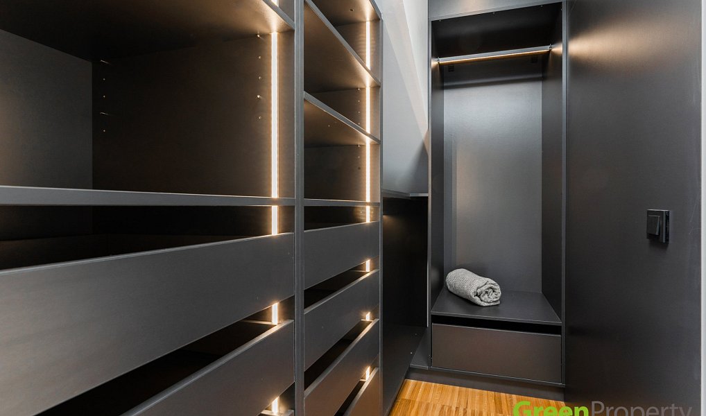 Prodej domu 308 m² s pozemkem 1 907 m², Chocerady – náhled fotky 11