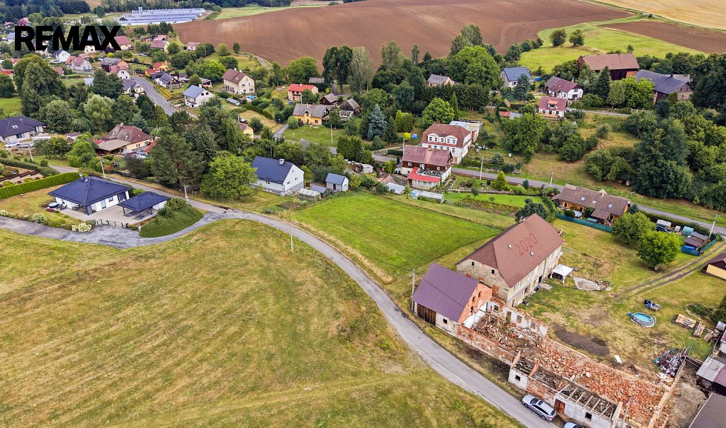 Prodej stavebního pozemku 1 477 m², Brniště – náhled fotky 6
