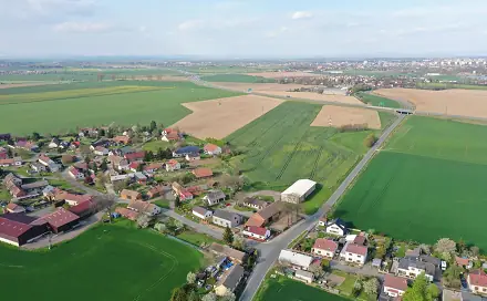 Prodej stavebního pozemku 4 547 m², Praskačka - Vlčkovice, okres Hradec Králové