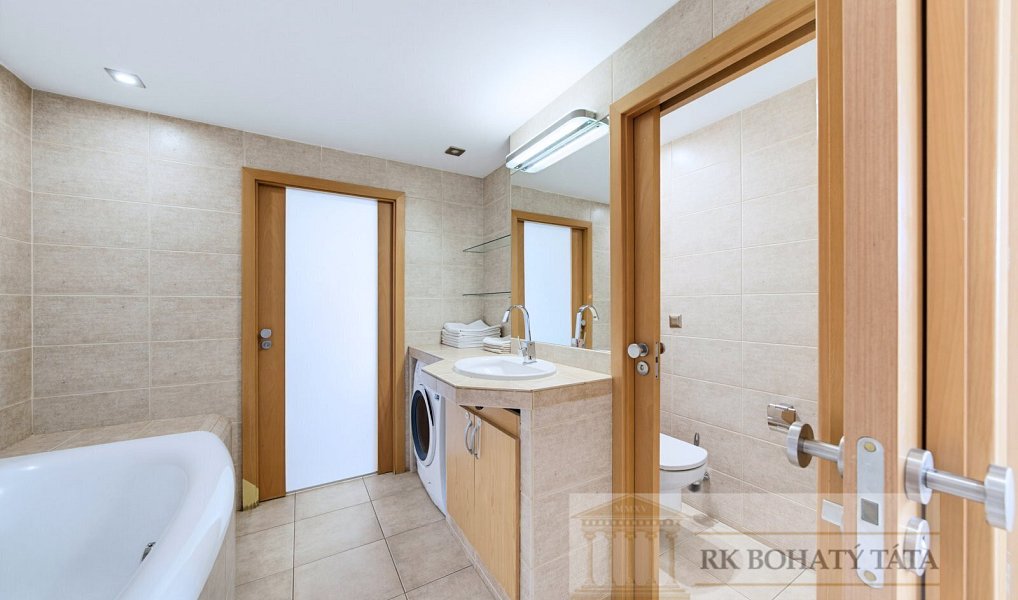 Prodej bytu 4+kk 103 m², Praha – náhled fotky 13
