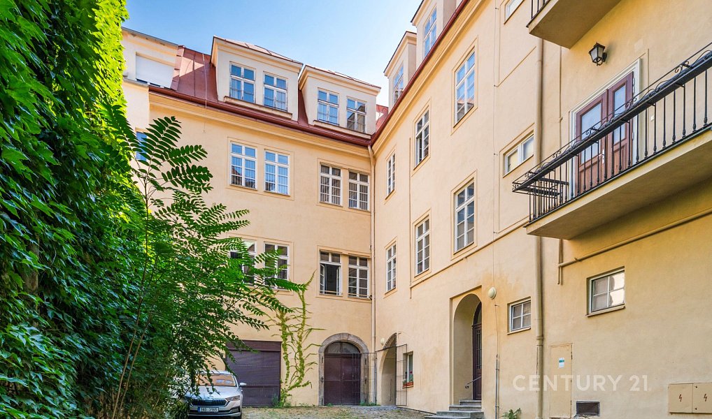 Prodej bytu 5+1 176 m², Praha – náhled fotky 23