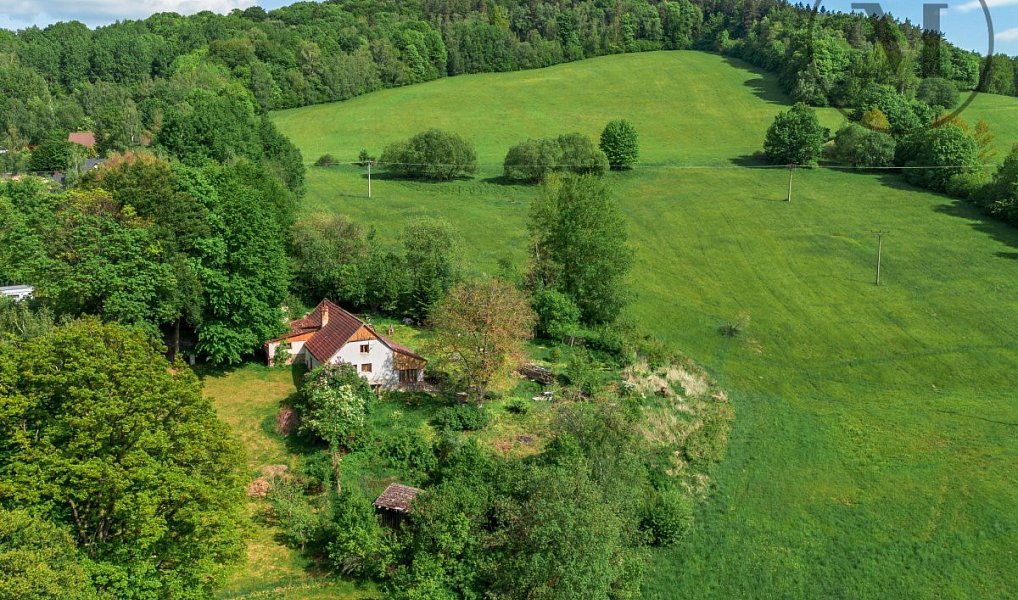 Prodej chaty/chalupy 210 m² s pozemkem 2 459 m², Chroboly – náhled fotky 10