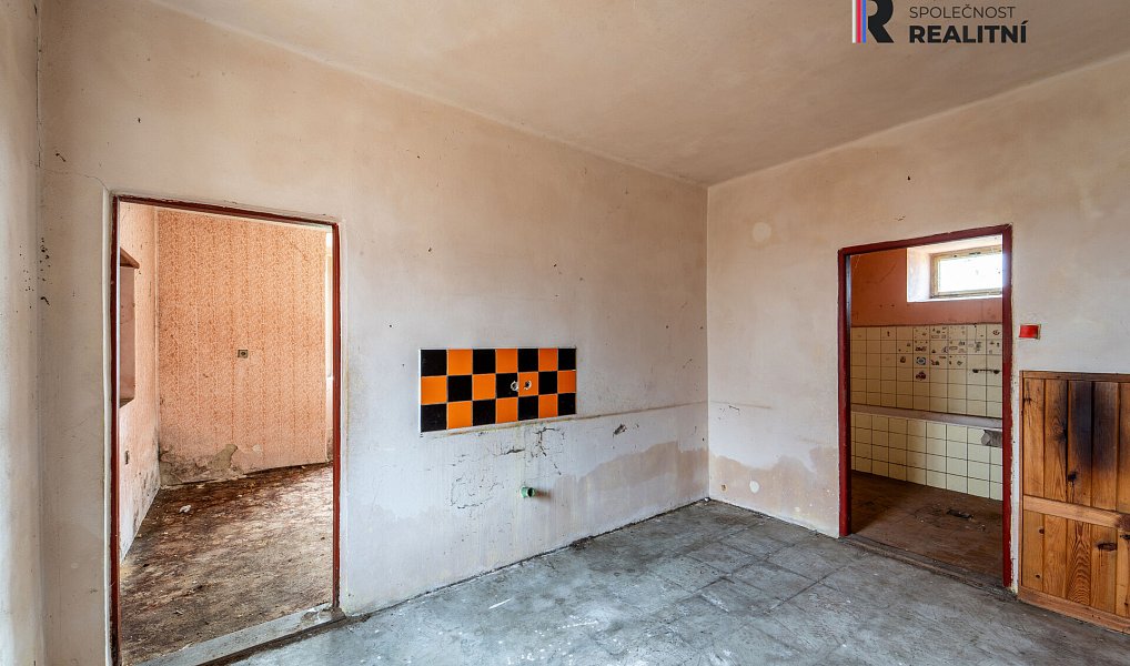 Prodej domu 618 m² s pozemkem 3 191 m², Chorušice – náhled fotky 13